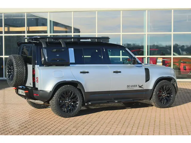 Land Rover Defender D240 110 S 7 Seater 2020 Diesel 6