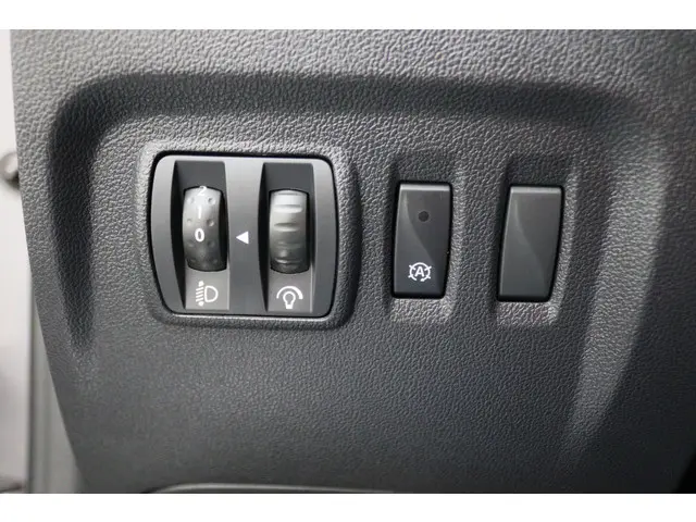 Renault Captur 0.9 TCe Dynamique 2016 Benzine 32