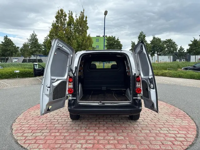 Peugeot Partner 120 1.6 HDI L1 XT 2014 Diesel 8