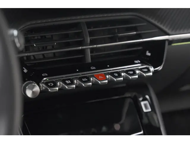 Peugeot 2008 PureTech 130 EAT8 GT 2024 Benzine 56