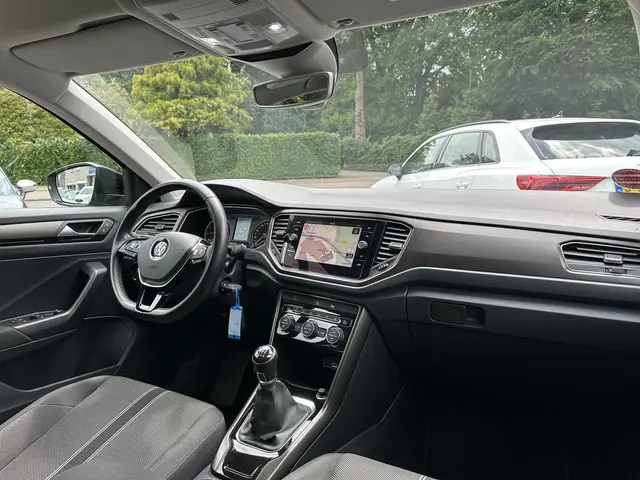 Volkswagen T-Roc 1.0 TSI Style 2018 Benzine 9