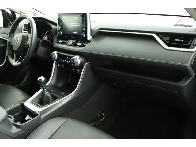 Toyota RAV4 2.0 VVT-iE Style 2021 Benzine 55