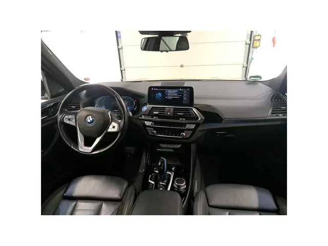 BMW iX3 High Executive 80 kWh 2021 Elektrisch 5