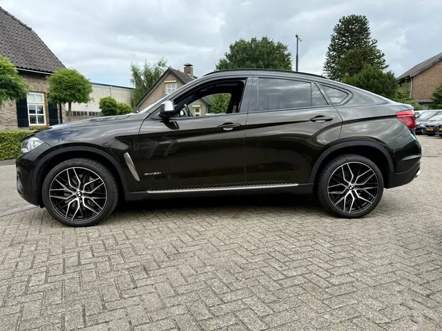 BMW X6 5.0 X-DRIVE HIGH EXECUTIVE 2014 Benzine 5