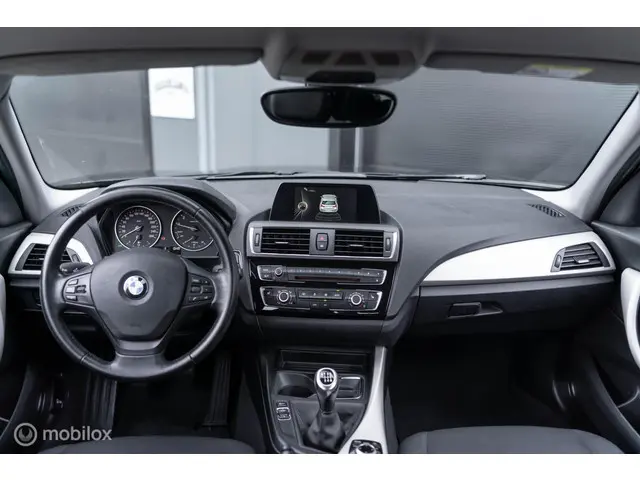 BMW 1 Serie 116i 2016 Benzine 11