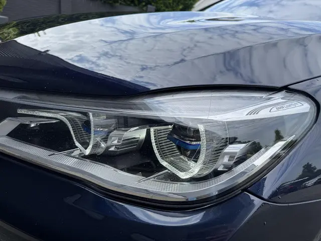 BMW 7 Serie 750d xDrive High Executive 2017 Diesel 6