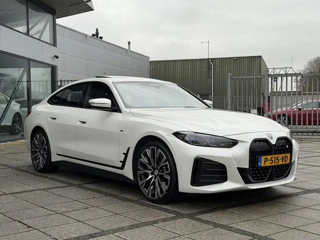 BMW i4 eDrive40 Aut. M-Sport 84kwh 2022 Elektrisch 7