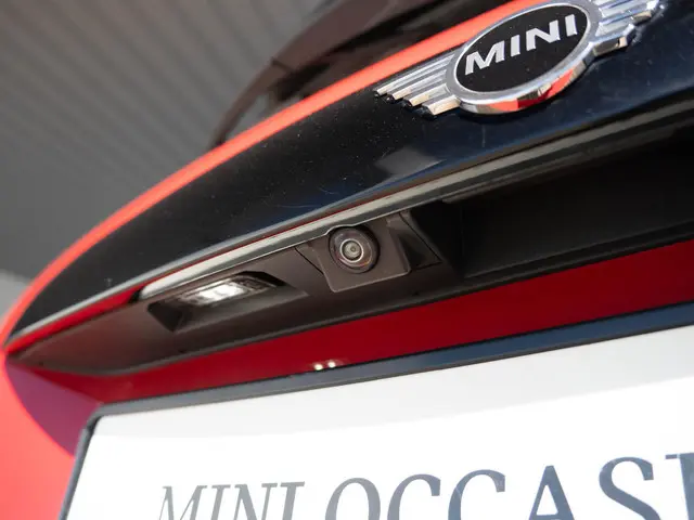 MINI 3-Deurs Cooper 2021 Benzine 17