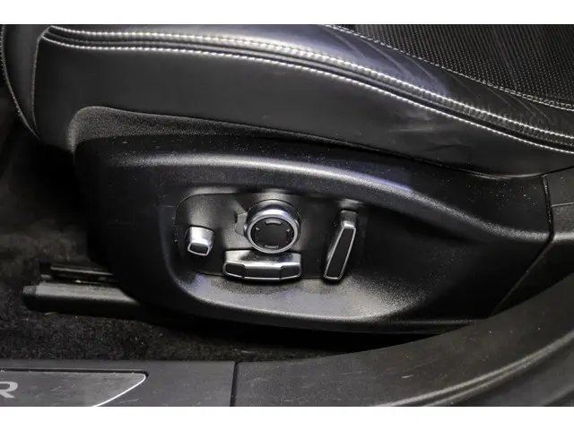 Jaguar I-PACE EV400 HSE 90 kWh 2018 Elektrisch 25