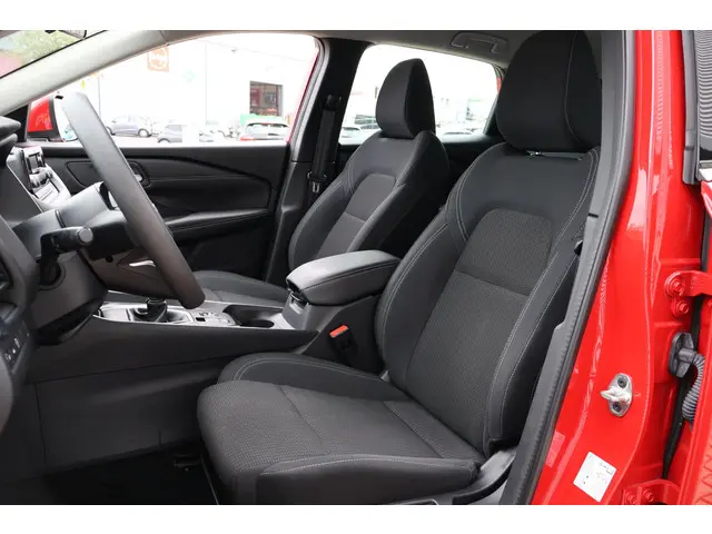 Nissan QASHQAI 1.3 MHEV 2022 Hybride Benzine 11