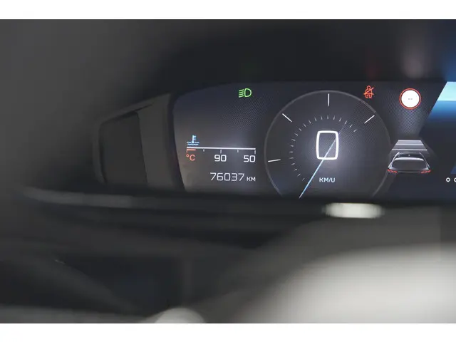 Peugeot 308 PureTech 130 Allure 2022 Benzine 38