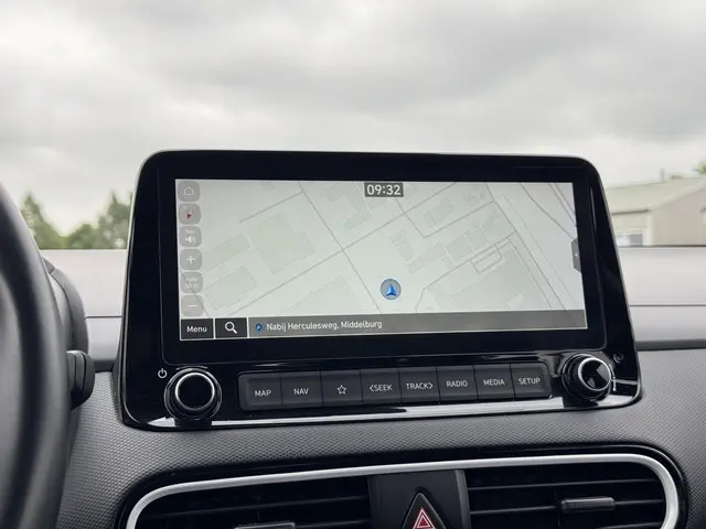 Hyundai Kona 1.6 GDI HEV Comfort 2020 Hybride Benzine 18