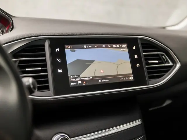 Peugeot 308 1.2 PureTech Sport 2018 Benzine 25