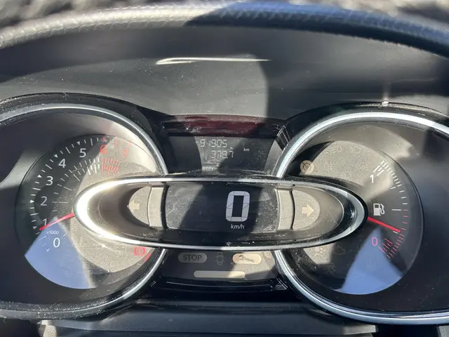 Renault Clio Estate 0.9 TCe Zen 2017 Benzine 21