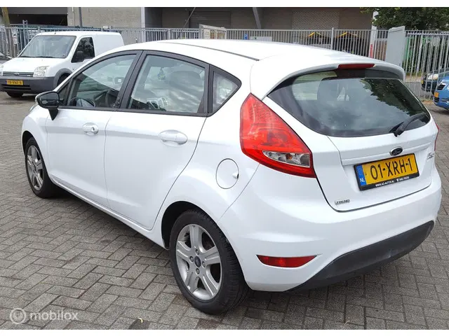 Ford Fiesta 1.25 Champion 2012 Benzine 6