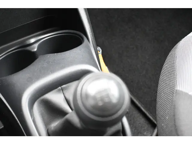 Peugeot 108 1.0 e-VTi Active 2017 Benzine 33