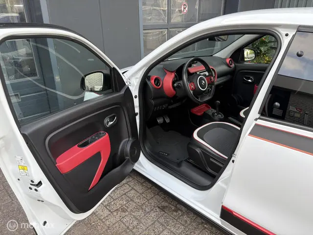 Renault Twingo 0.9 TCe Dynamique Automaat! 2017 Benzine 8
