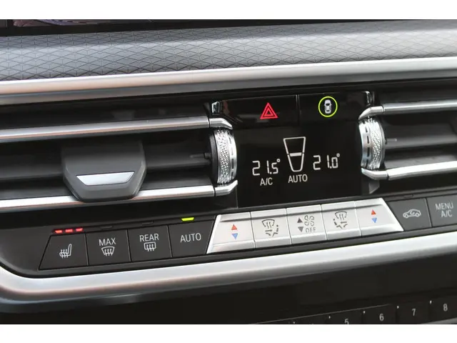 BMW X3 xDrive30e High Executive 2022 Hybride Benzine 21