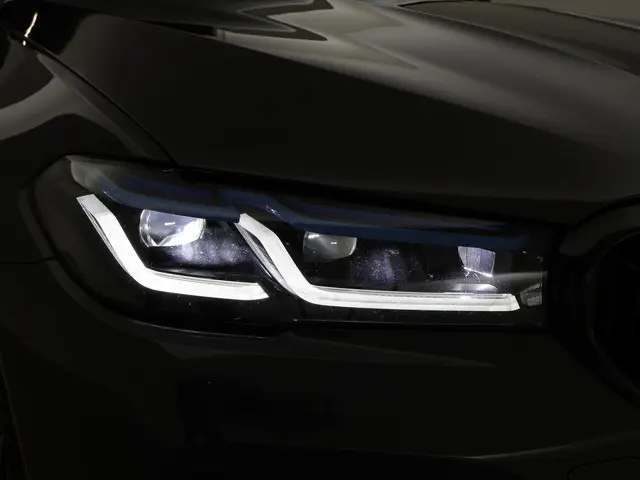 BMW M5 COMPETITION 740 PK FACELIFT MODEL 2020 Benzine 33