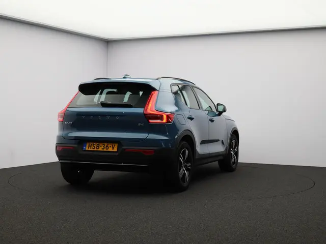 Volvo XC40 B4 Plus Dark 2025 Benzine 28