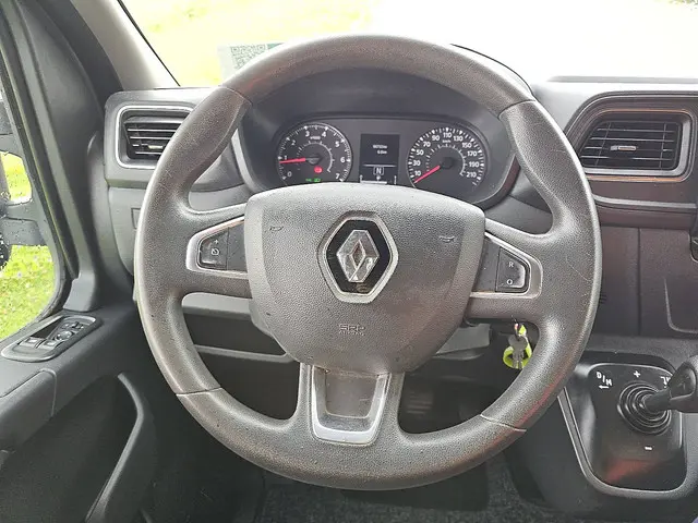 Renault Master 2.3 2020 Diesel 13