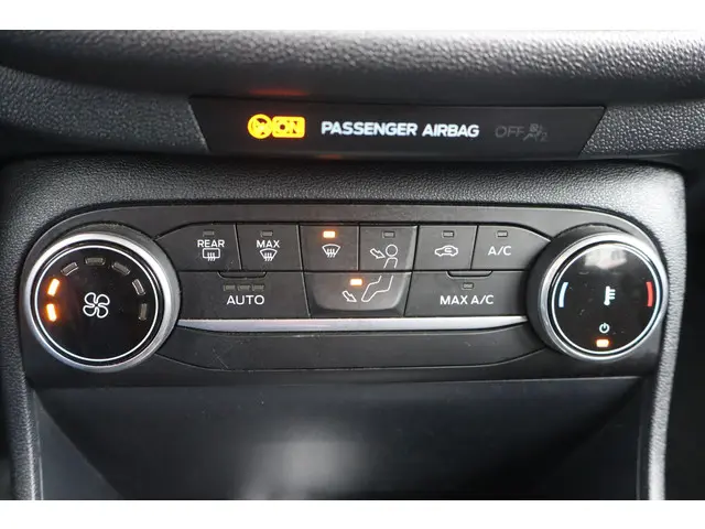 Ford Fiesta 1.0 EcoBoost Hybrid Titanium 2021 Benzine 7