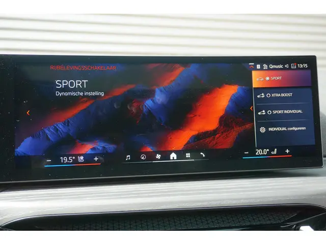 BMW 3 Serie Touring 330e 2025 Hybride Benzine 23