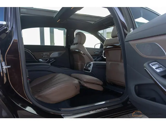 Mercedes-Benz S-Klasse 500 Maybach 2015 Benzine 51