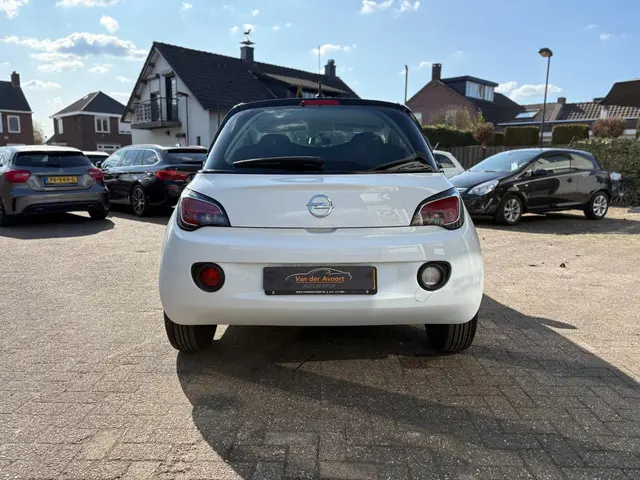 Opel ADAM 1.2 2013 Benzine 6