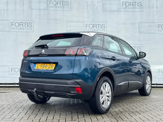 Peugeot 3008 1.2 PureTech Blue Lease Active 2021 Benzine 2