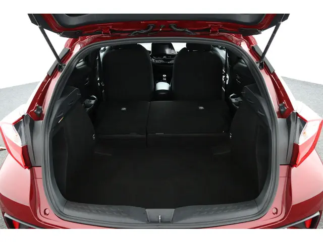Toyota C-HR 1.8 Hybrid Style 2019 Hybride Benzine 26