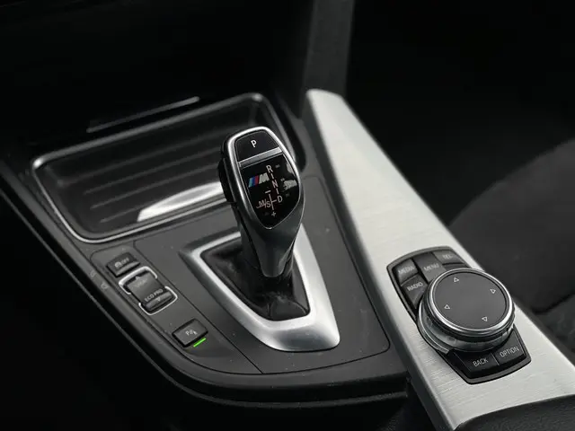BMW 4 Serie Gran Coupé 420i Executive 2015 Benzine 22