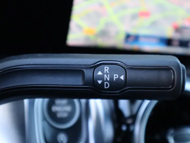 Mercedes-Benz GLB 180 Luxury Line 2023 Benzine 18