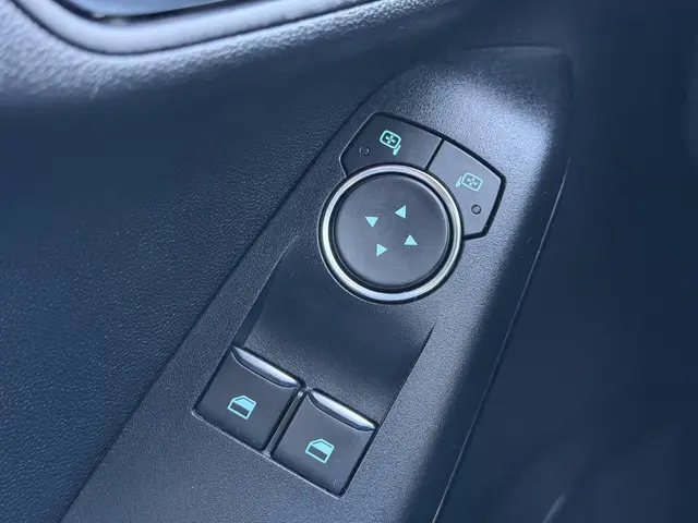 Ford Fiesta 1.1 Trend 2017 Benzine 26