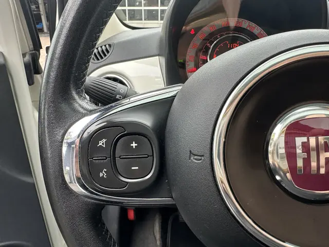 Fiat 500 1.2 Lounge 2016 Benzine 17