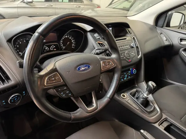 Ford Focus 1.0 Titanium Edition 2016 Benzine 4