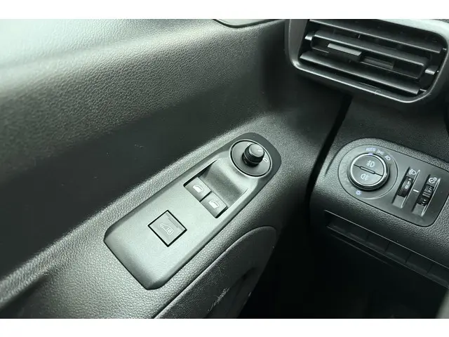 Opel Combo-e L1H1 Edition 50 kWh 2022 Elektrisch 16