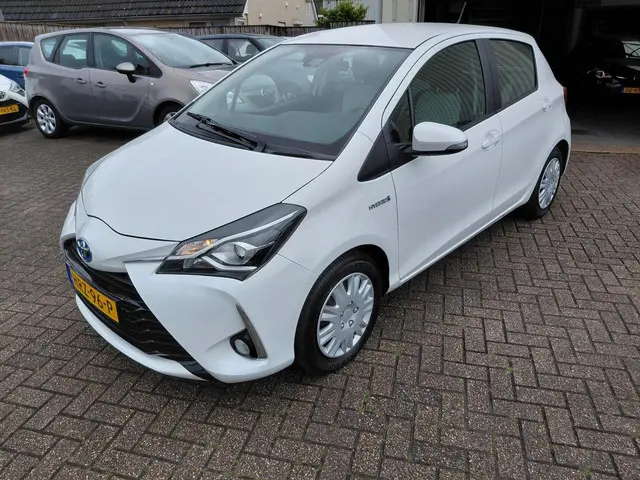 Toyota Yaris 1.5 Hybrid Active 2019 Hybride Benzine 7