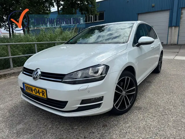 Volkswagen Golf 1.4 TSI ACT Bns Ed R 2015 Benzine