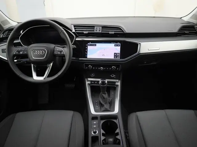 Audi Q3 Sportback 35 TFSI/150PK S Line 2024 Benzine 4