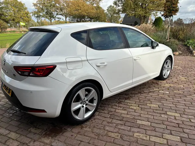 SEAT Leon 1.4 TSI FR 2014 Benzine 5