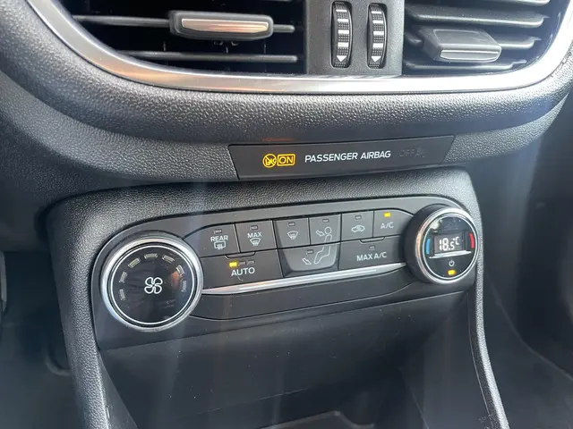 Ford Fiesta 1.0 EcoBoost Titanium 2019 Benzine 10