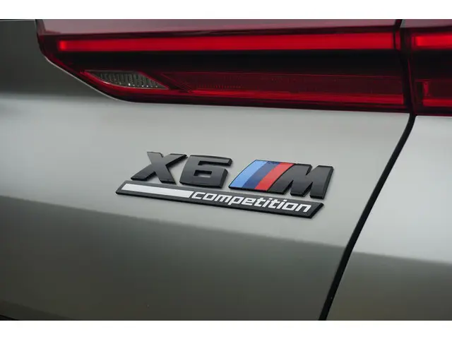 BMW X6 M Competition 2022 Benzine 41