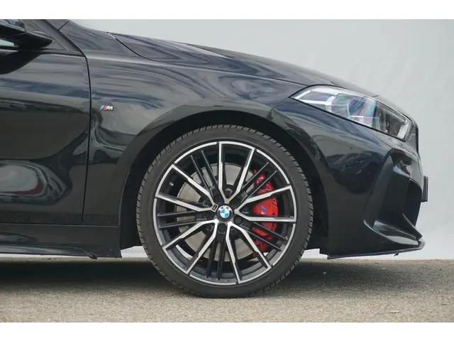 BMW 1 Serie M135i xDrive 2020 Benzine 6