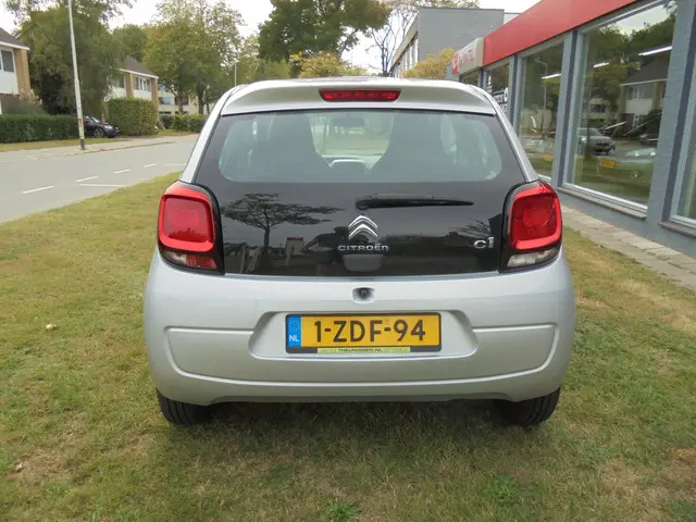 Citroën C1 1.0 e-VTi Feel 2014 Benzine 13