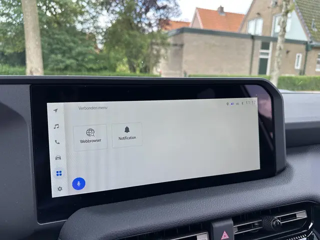 Toyota Land Cruiser 2.8 D-4D President 2025 Diesel 26