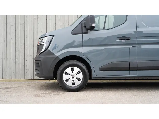 Renault Master T35 2.0 dCi 150 L2H2 Extra 2024 Diesel 12