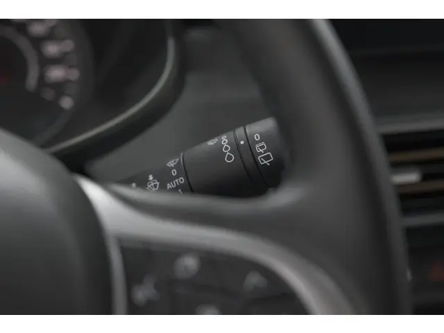 Dacia Jogger TCe 110 Extreme 2025 Benzine 39