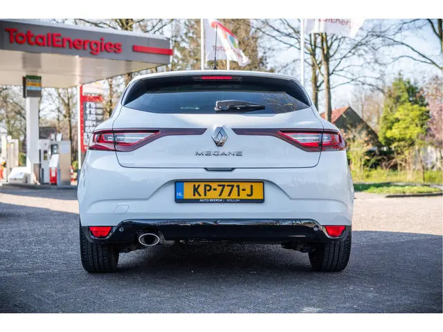 Renault Mégane TCe 130 Bose 2016 Benzine 4