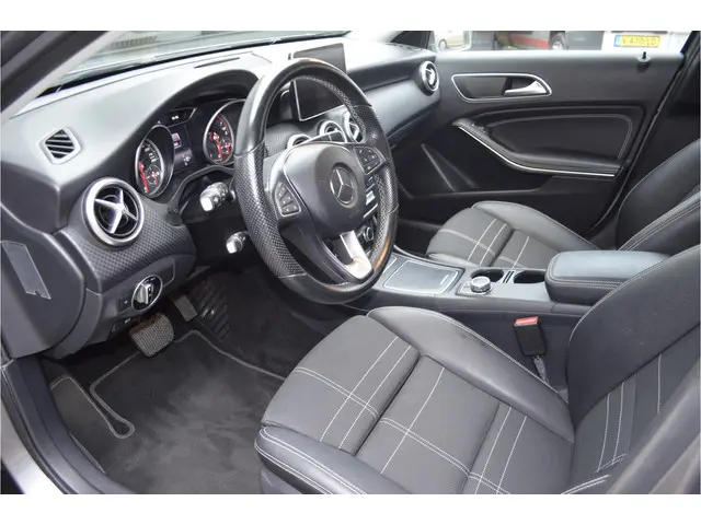 Mercedes-Benz A-Klasse 180 Ambition 2016 Benzine 14